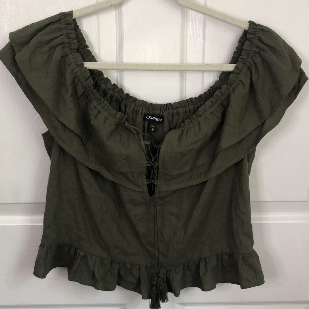 NEW EXPRESS green off the shoulder lace up front layered ruffle top size Large